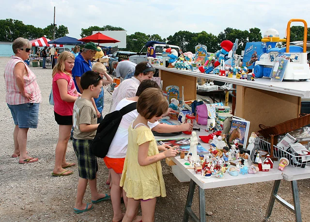 South Drive-in Flea Market